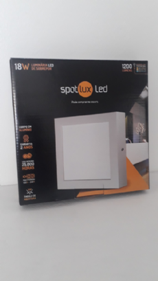 LUMIN�RIA DE LED SOBREPOR QUADRADA 1200 - BIVOLT- 6500K - 18W